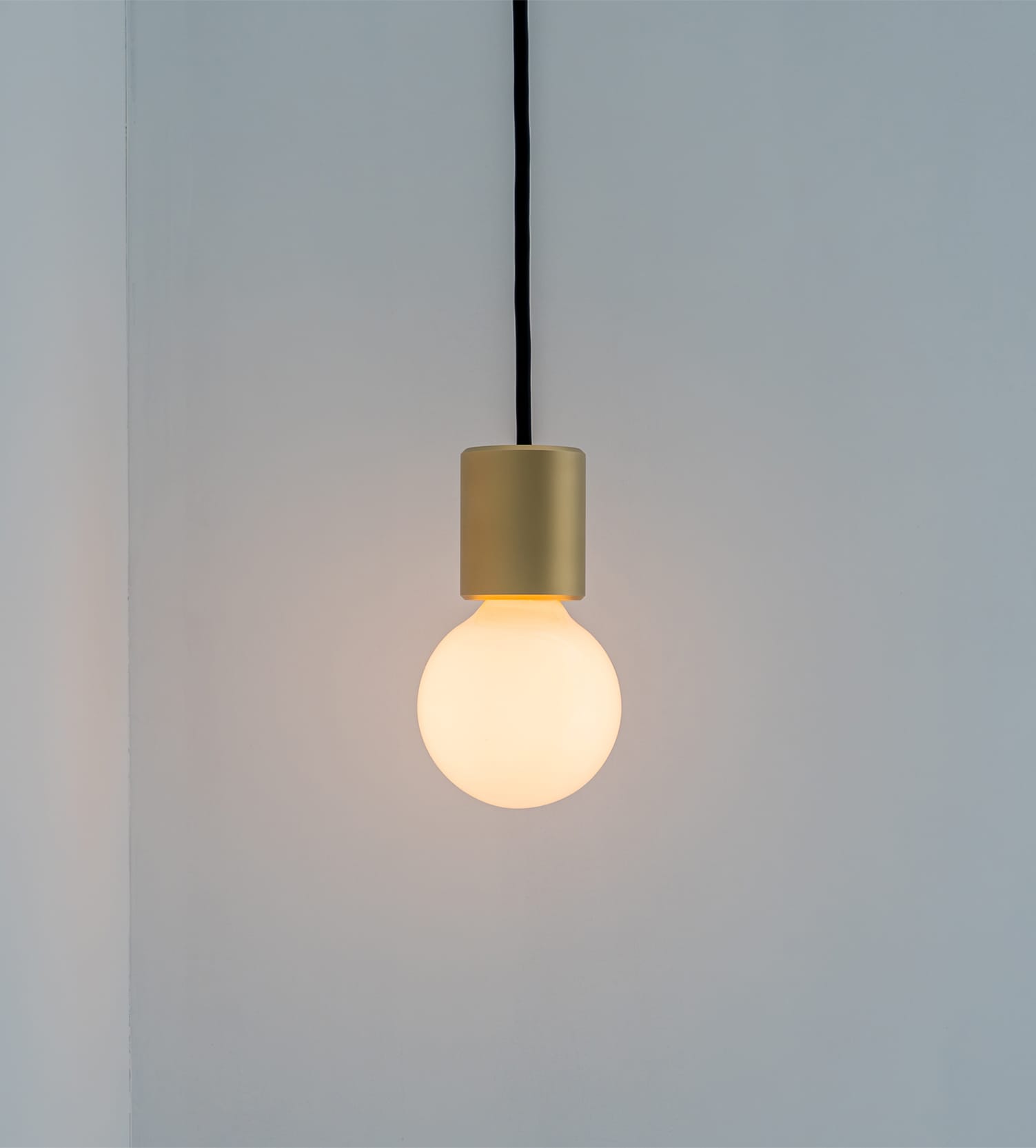 Joen.26 [brass/saten]