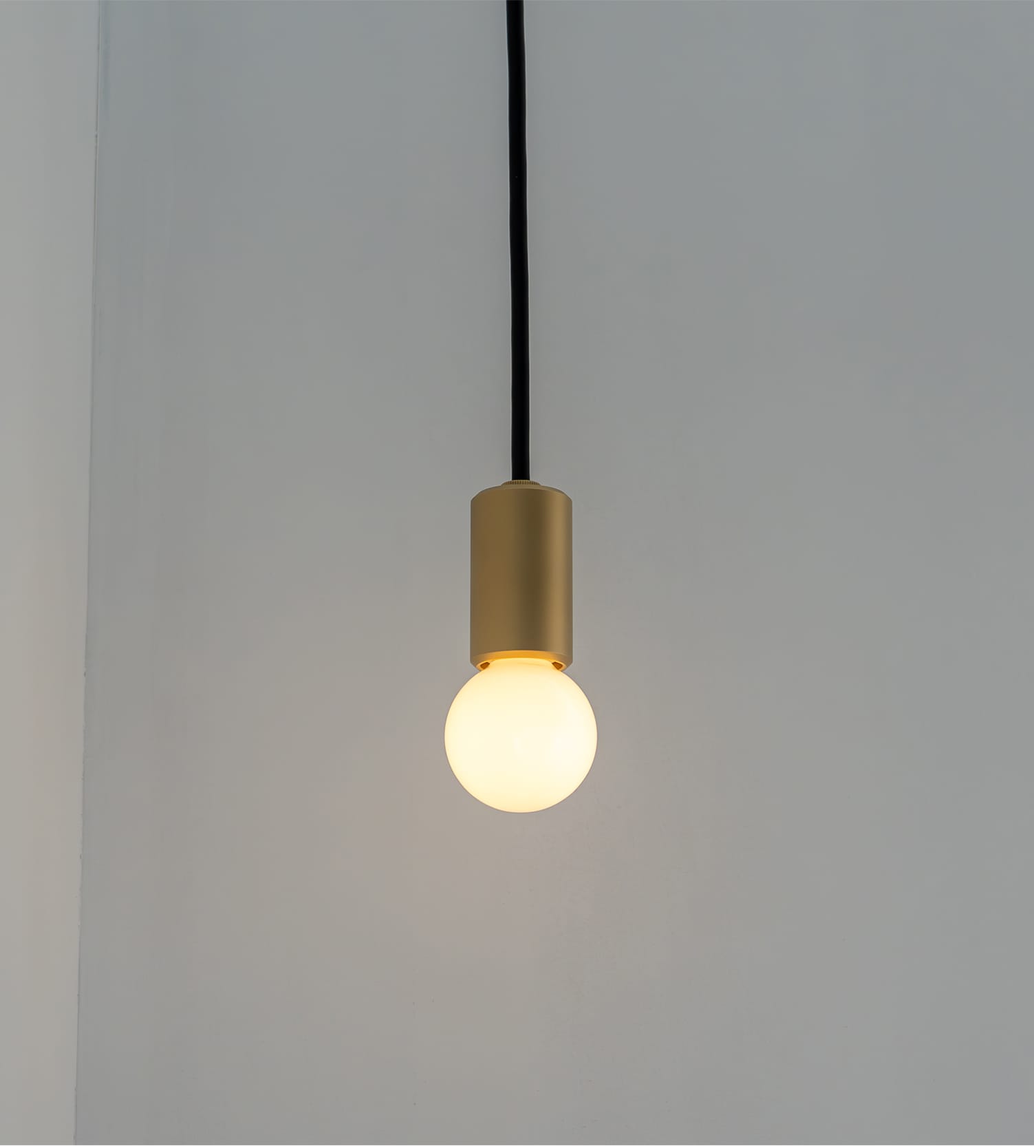 Joen.17 [brass/saten]