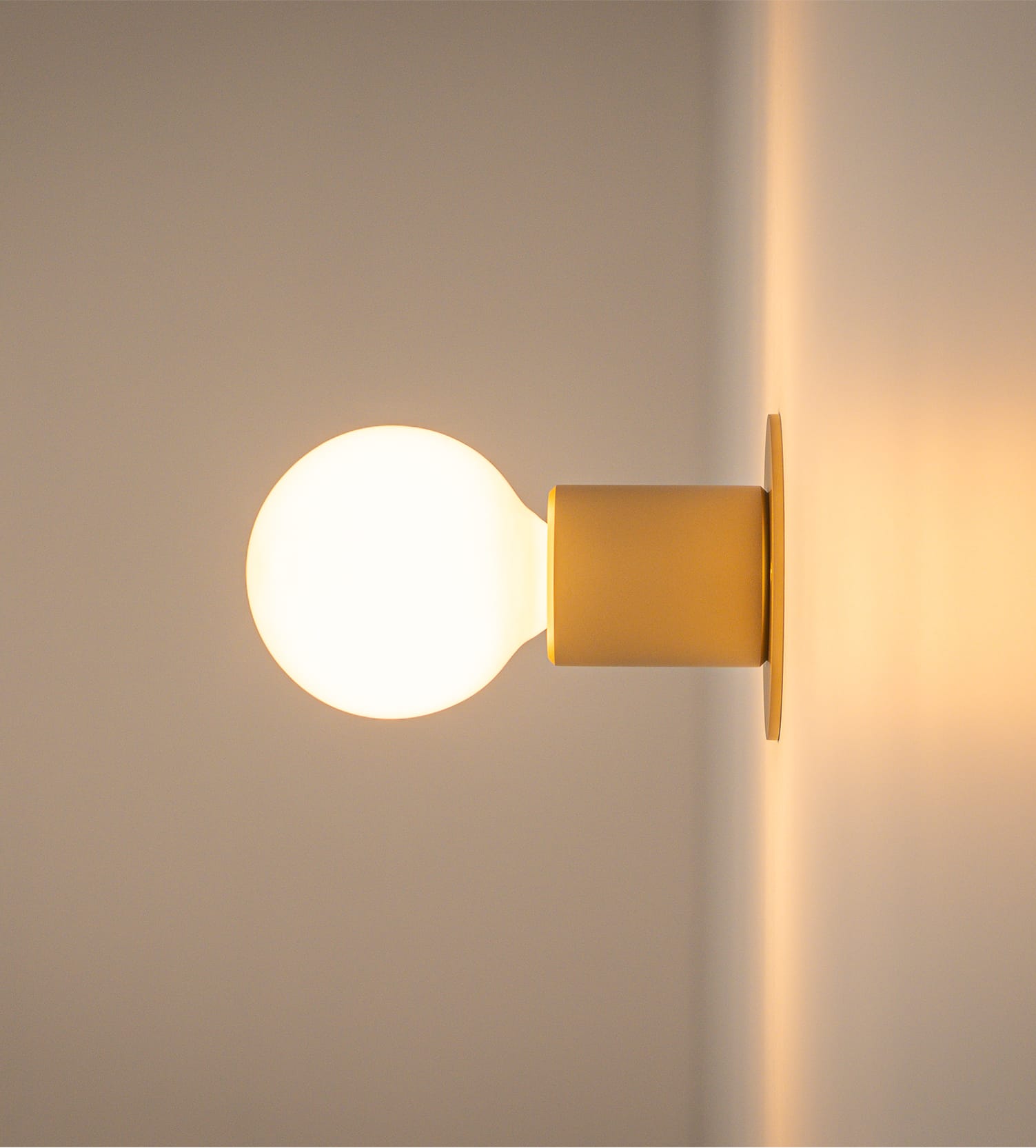 Joen.26 w/c [brass/saten]